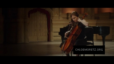 IIS_ChloeMoretz_org_28121129.jpg