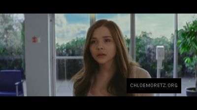 IIS_ChloeMoretz_org_28171129.jpg