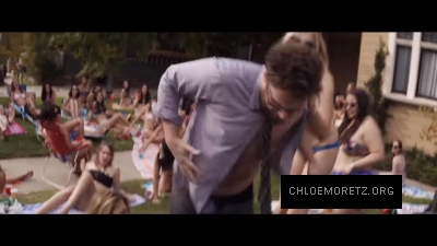 Click to view full size image
==============
NEIGHBORS_2_International_Trailer_282029.jpg NEIGHBORS_2_International_Trailer_282029.jpg