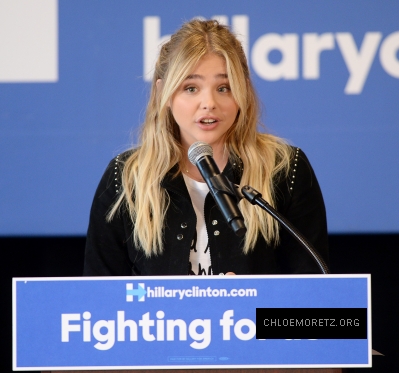 Click to view full size image
==============
Picture_Pub_Chloe_Moretz_07.jpg Picture_Pub_Chloe_Moretz_07.jpg