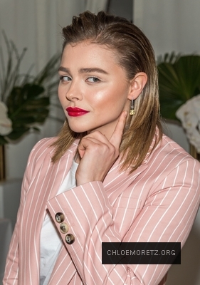 Click to view full size image
==============
chlo_281929~0.jpg chlo_281929~0.jpg