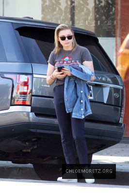 Click to view full size image
==============
chlo_28929~2.jpg chlo_28929~2.jpg