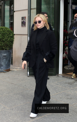 Click to view full size image
==============
chloe_2812629~0.jpg chloe_2812629~0.jpg