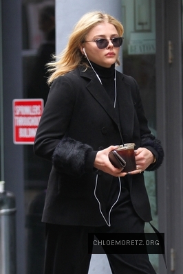 chloe_281529~25.jpg