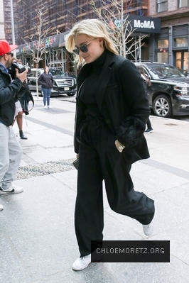 Click to view full size image
==============
chloe_2817229~0.jpg chloe_2817229~0.jpg