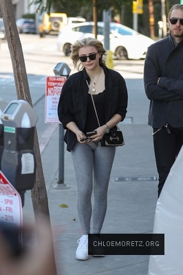 chloe_281729~15.jpg
