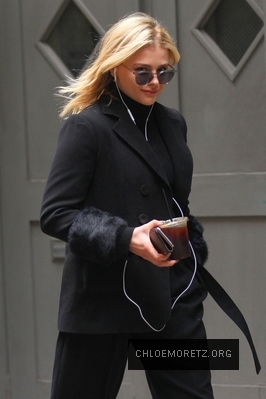 chloe_281929~19.jpg