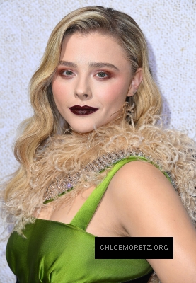 Click to view full size image
==============
chloe_2819929~0.jpg chloe_2819929~0.jpg