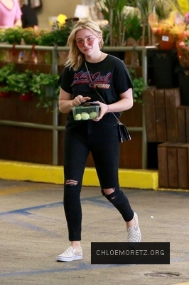 chloe_282129~15.jpg