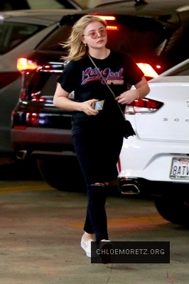 chloe_282329~15.jpg