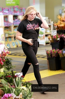 chloe_282529~15.jpg