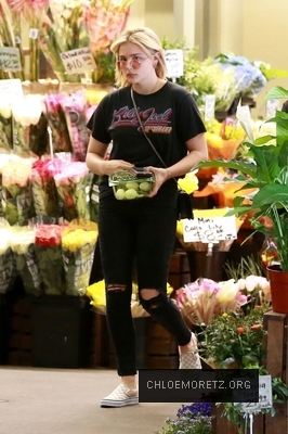 chloe_282629~15.jpg