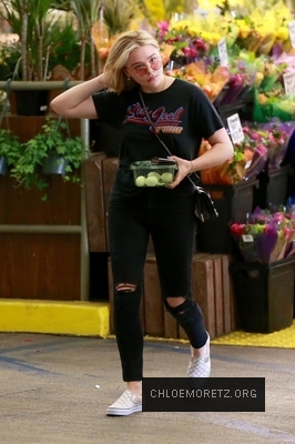 chloe_282929~14.jpg