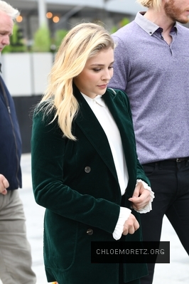chloe_283029~21.jpg