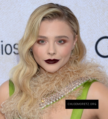 Click to view full size image
==============
chloe_283229~24.jpg chloe_283229~24.jpg