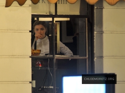 Click to view full size image
==============
chloe_283229~3.jpg chloe_283229~3.jpg