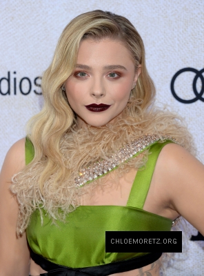 Click to view full size image
==============
chloe_283329~24.jpg chloe_283329~24.jpg