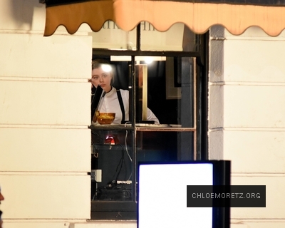 Click to view full size image
==============
chloe_283929~3.jpg chloe_283929~3.jpg