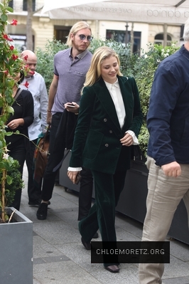 Click to view full size image
==============
chloe_284829~11.jpg chloe_284829~11.jpg