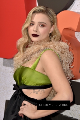 chloe_284929~14.jpg