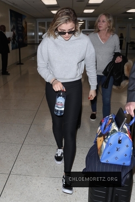 Click to view full size image
==============
chloe_284929~2.jpg chloe_284929~2.jpg