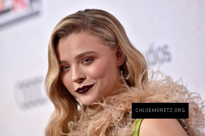 chloe_285929~11.jpg