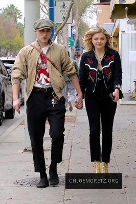 Click to view full size image
==============
chloe_28629~21.jpg chloe_28629~21.jpg