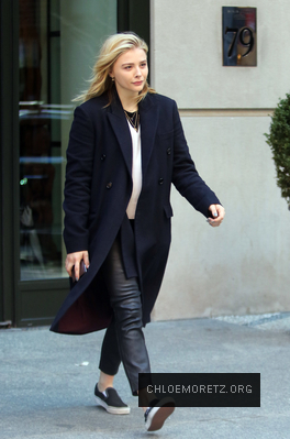 Click to view full size image
==============
chloe_286329~5.jpg chloe_286329~5.jpg