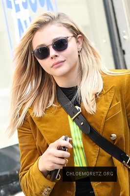 chloe_286329~8.jpg