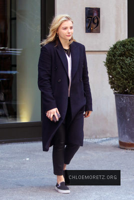 chloe_286529~5.jpg