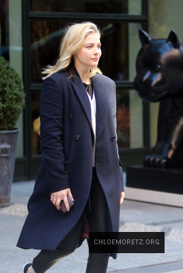 chloe_287429~4.jpg