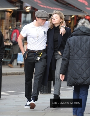 Click to view full size image
==============
chloe_28829~15.jpg chloe_28829~15.jpg