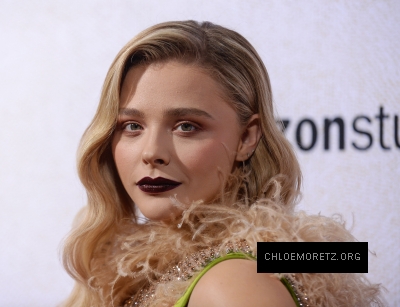 chloe_28829~44.jpg