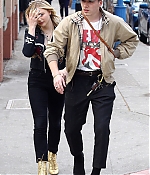 Filename=10_2819029.jpg
Filesize=373KiB
Dimensions=756x1080
Date added=Feb 17, 2018 10_2819029.jpg