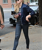 1445626197850_chloe_moretz_out_in_ny_17.jpg