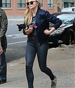 1445626210390_chloe_moretz_out_in_ny_18.jpg
