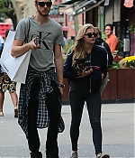 1445626238660_chloe_moretz_out_in_ny_20.jpg