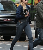 1445626286314_chloe_moretz_out_in_ny_24.jpg