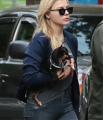 1445626324053_chloe_moretz_out_in_ny_27.jpg