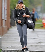 1460139315630_chloe_moretz_at_Benefit_Cosmetics_013.jpg