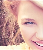 2012Teen_Vogue_2811829.jpg