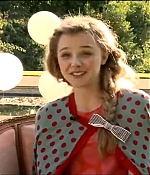 2012Teen_Vogue_2818429.jpg