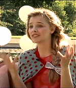 2012Teen_Vogue_2819429.jpg