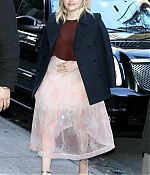 Chloe-Moretz--Arriving-for-Good-Morning-America--09-662x1000.jpg