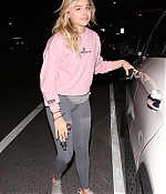 Chloe-Moretz--Leaving-dinner-in-Brentwood--05-662x982.jpg
