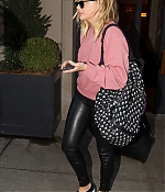 Chloe-Moretz--Leaving-her-hotel--05-662x993.jpg