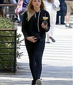 Chloe-Moretz-Out-in-LA--13-662x970.jpg