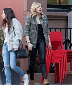 Filename=Chloe-Moretz-having-lunch-with-a-friends--34-662x890.jpg
Filesize=271KiB
Dimensions=662x890
Date added=May 10, 2016 Chloe-Moretz-having-lunch-with-a-friends--34-662x890.jpg