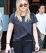 Chloe-Moretz-in-Black-Pants--03-662x993.jpg