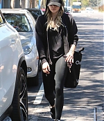 Chloe-Moretz-in-Black-Spandex--01-662x993.jpg